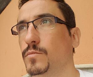 Carlos h